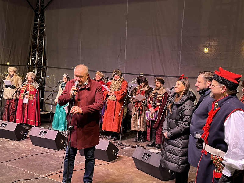 Kolędowanie z prezydentem Krakowa i Loch Camelotem